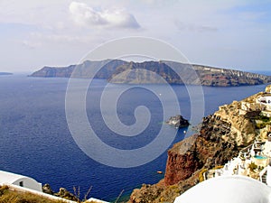 Santorini, an island in the southernÂ Aegean Sea, about 200Â km southeast ofÂ Greece's mainland